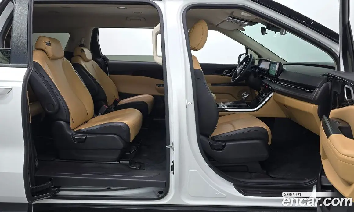 Kia Carnival 2022 2.2 автомат (гидро), фото 17 Kia Carnival 2022 2.2 автомат (гидро), фото 17