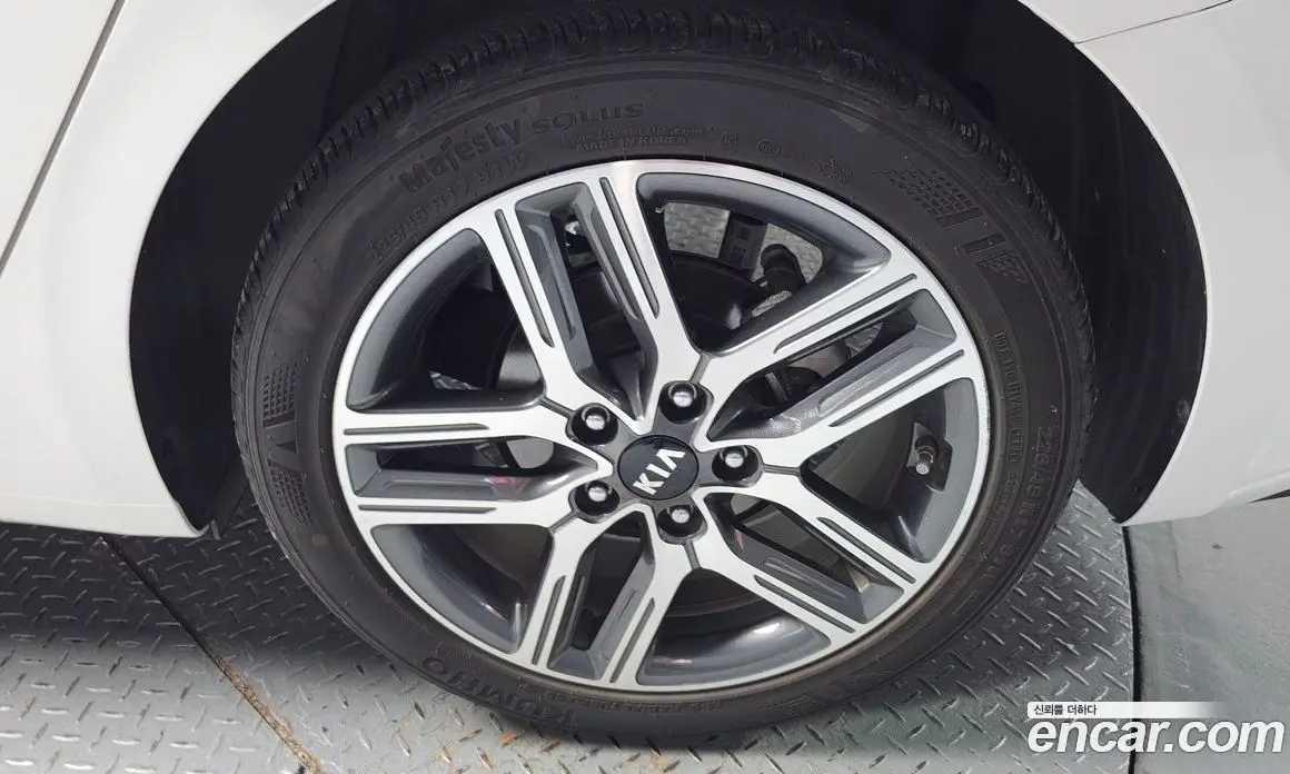 Kia K3 2020 1.6 автомат (гидро), фото 6 Kia K3 2020 1.6 автомат (гидро), фото 6