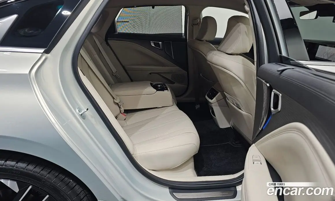 Kia K8 2025 1.6 автомат (гидро), фото 18 Kia K8 2025 1.6 автомат (гидро), фото 18
