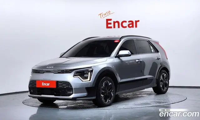 Kia Niro, 2023, 20 385 км