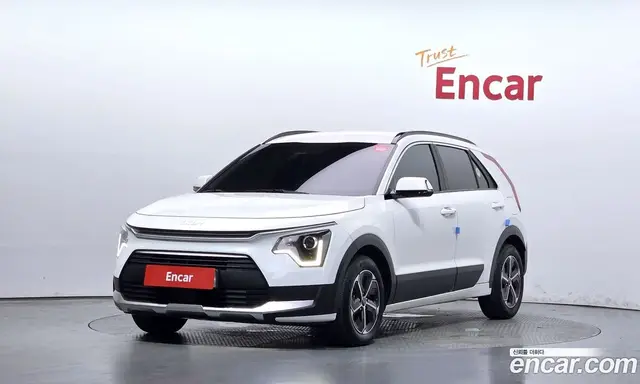 Kia Niro, 2023, 21 214 км