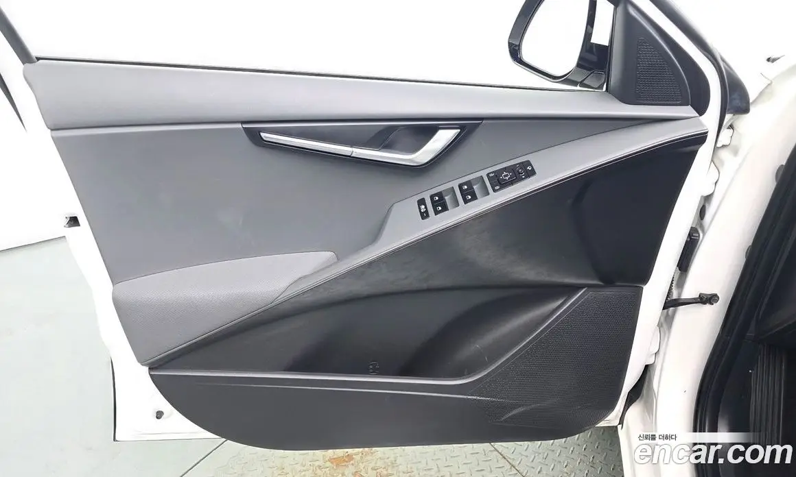 Kia Niro 2023 1.6 автомат (гидро), фото 14 Kia Niro 2023 1.6 автомат (гидро), фото 14
