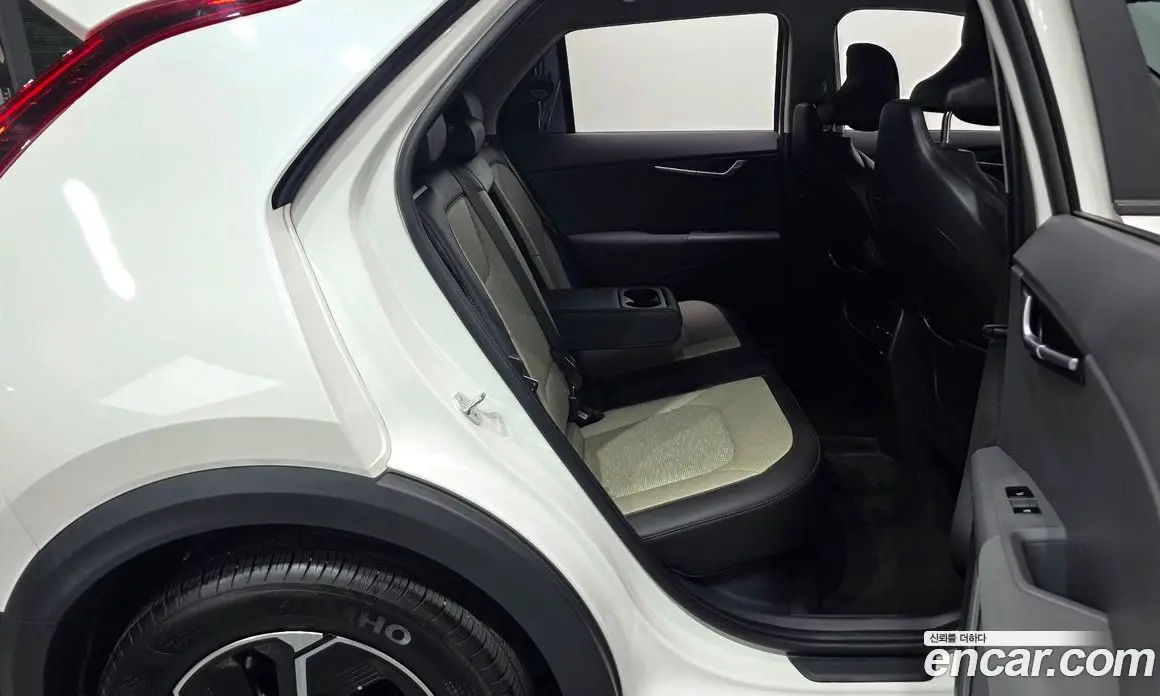 Kia Niro 2023 1.6 автомат (гидро), фото 18 Kia Niro 2023 1.6 автомат (гидро), фото 18