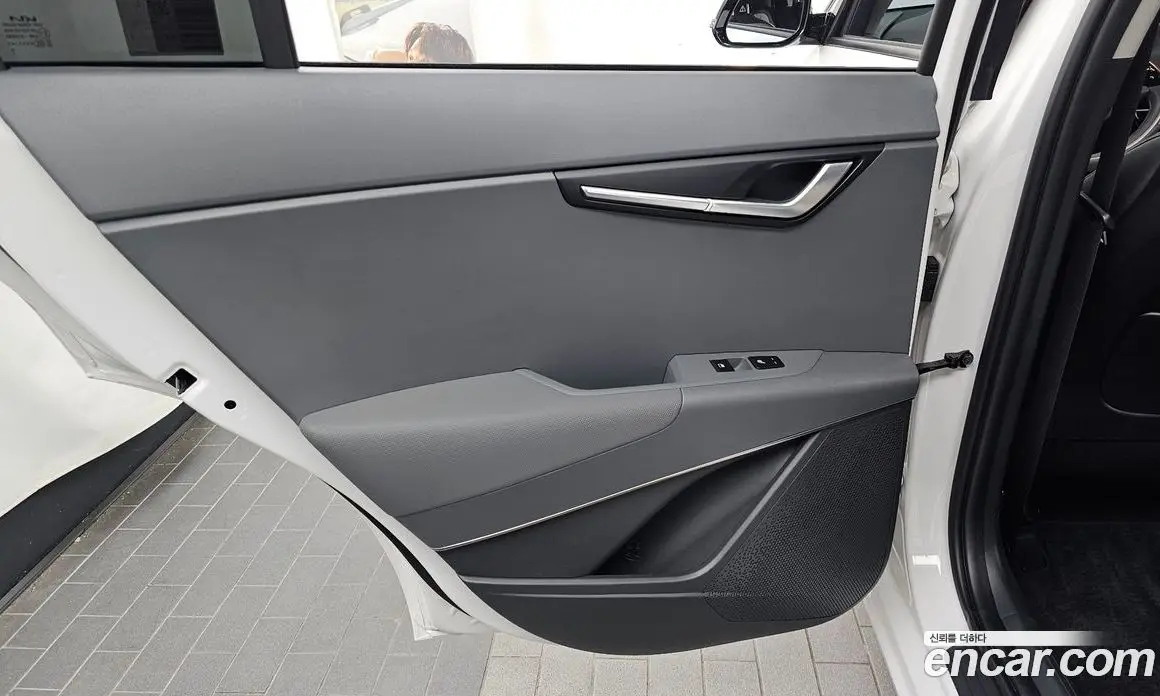 Kia Niro 2025 1.6 автомат (гидро), фото 15 Kia Niro 2025 1.6 автомат (гидро), фото 15