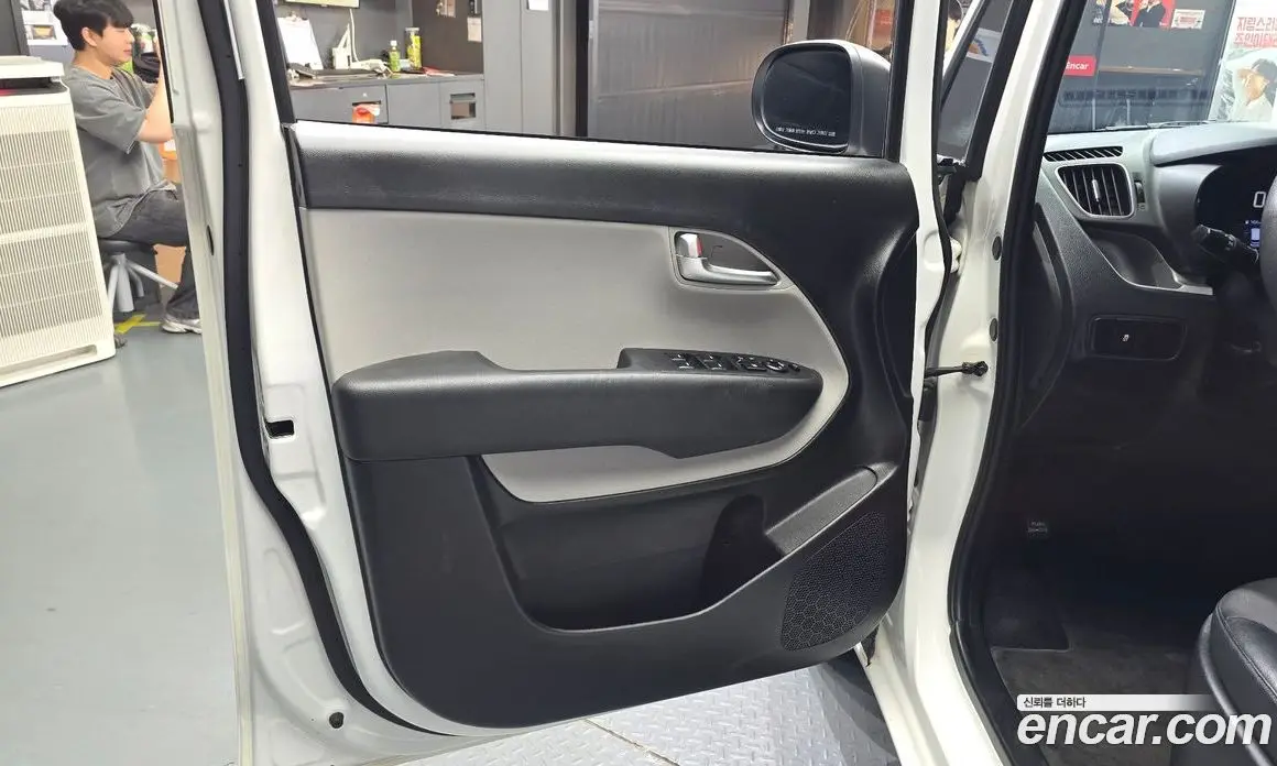 Kia Ray 2022 1.0 автомат (гидро), фото 14 Kia Ray 2022 1.0 автомат (гидро), фото 14
