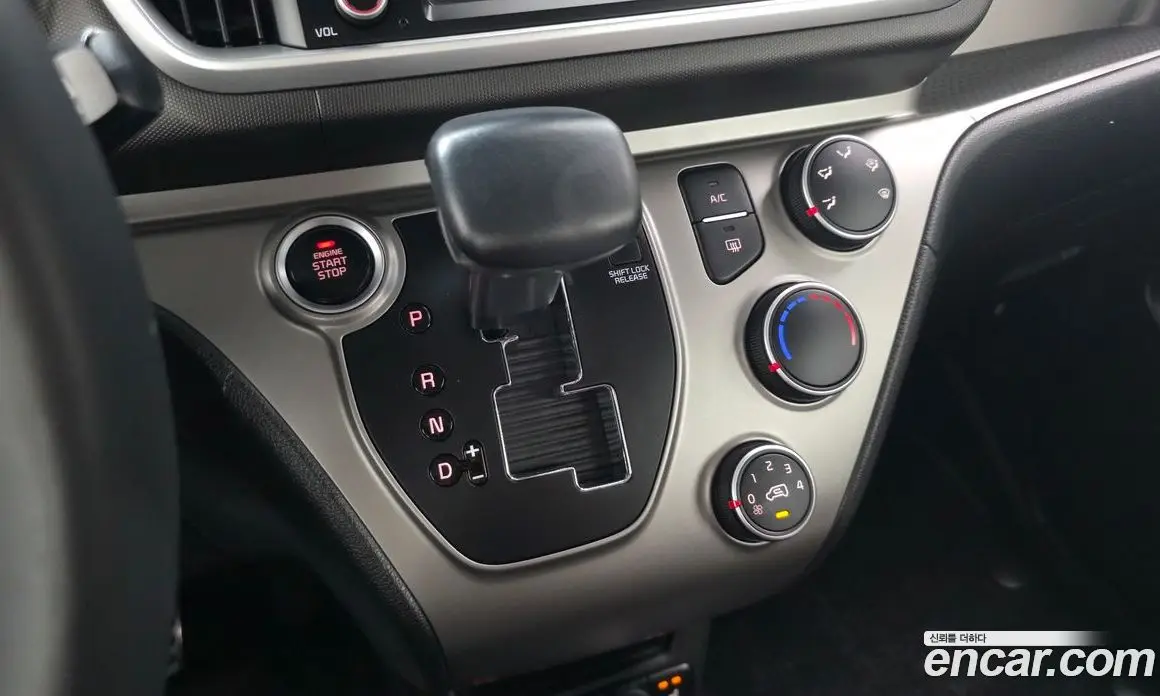 Kia Ray 2022 1.0 автомат (гидро), фото 12 Kia Ray 2022 1.0 автомат (гидро), фото 12