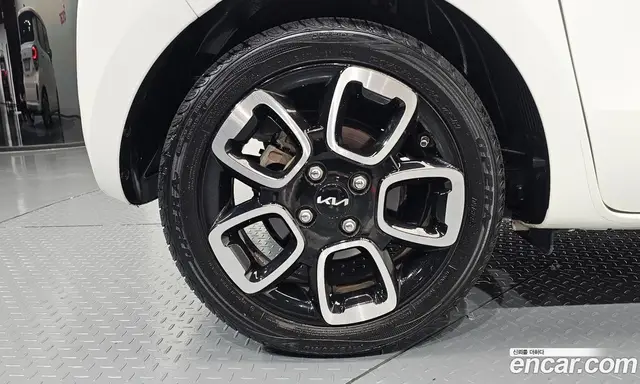 Kia Ray 2022 1.0 автомат (гидро), миниатюра 5 Kia Ray 2022 1.0 автомат (гидро), миниатюра 5