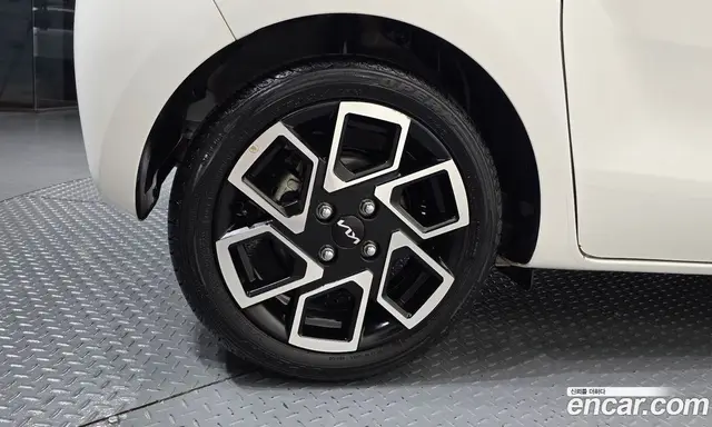 Kia Ray 2023 1.0 автомат (гидро), миниатюра 5 Kia Ray 2023 1.0 автомат (гидро), миниатюра 5
