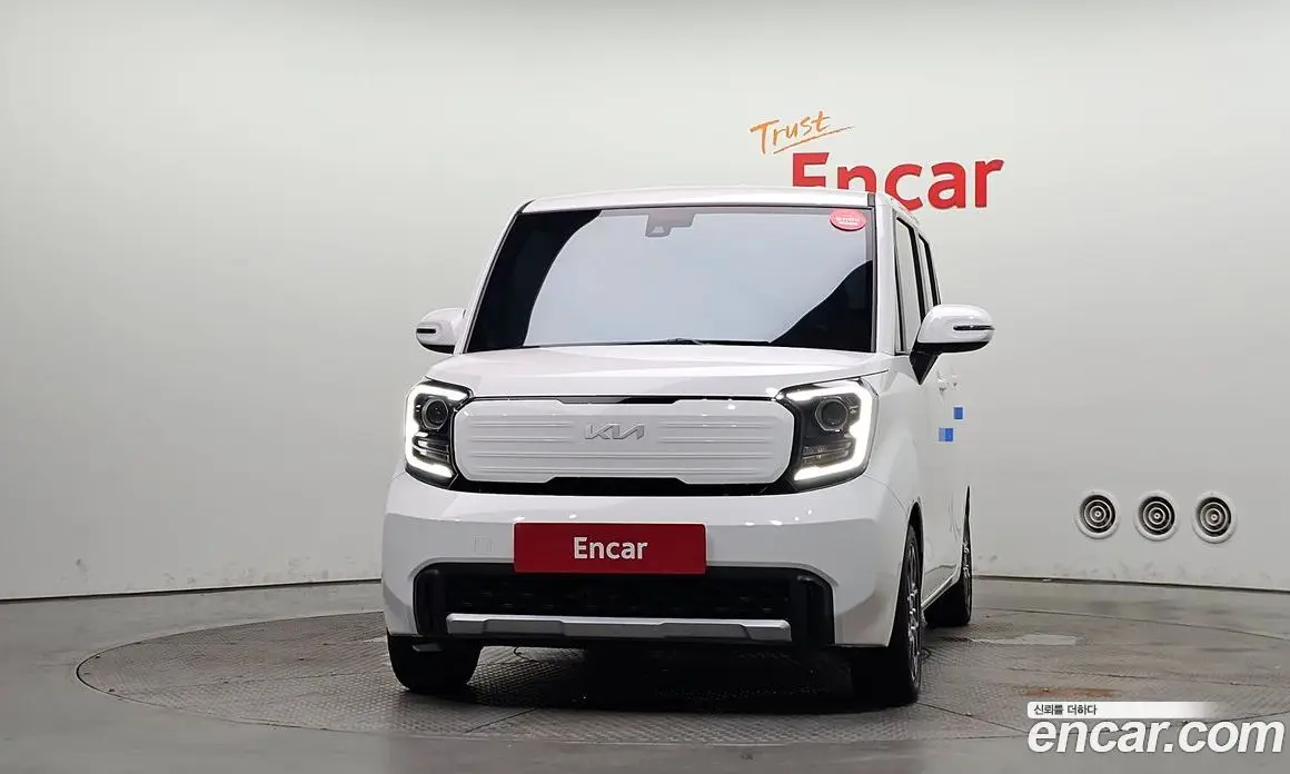 Kia Ray 2023 1.0 автомат (гидро), фото 3