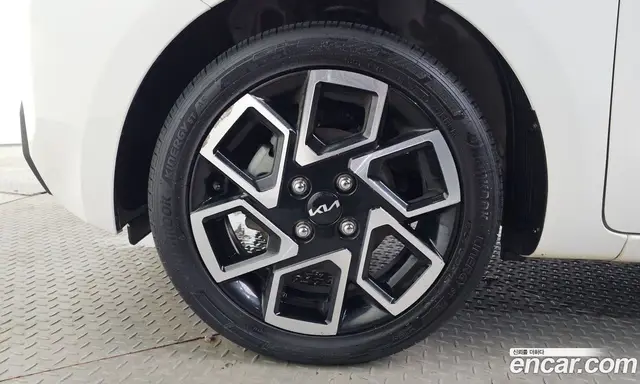 Kia Ray 2023 1.0 автомат (гидро), миниатюра 5