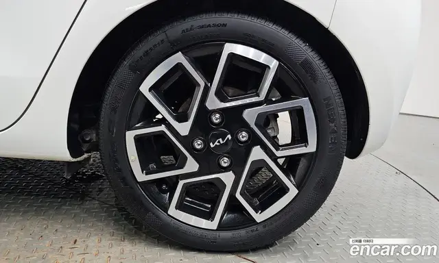 Kia Ray 2023 1.0 автомат (гидро), миниатюра 7