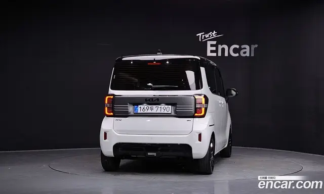 Kia Ray 2026 1.0 автомат (гидро), миниатюра 3 Kia Ray 2026 1.0 автомат (гидро), миниатюра 3