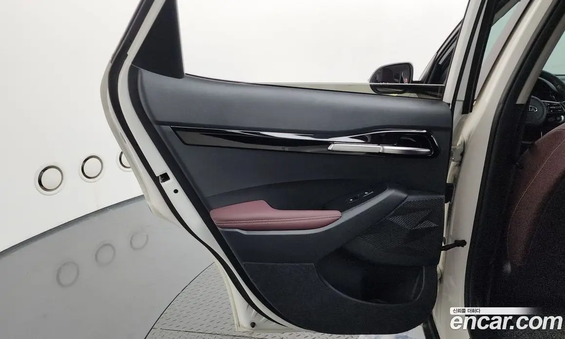 Kia Seltos 2021 1.6 автомат (гидро), фото 15 Kia Seltos 2021 1.6 автомат (гидро), фото 15