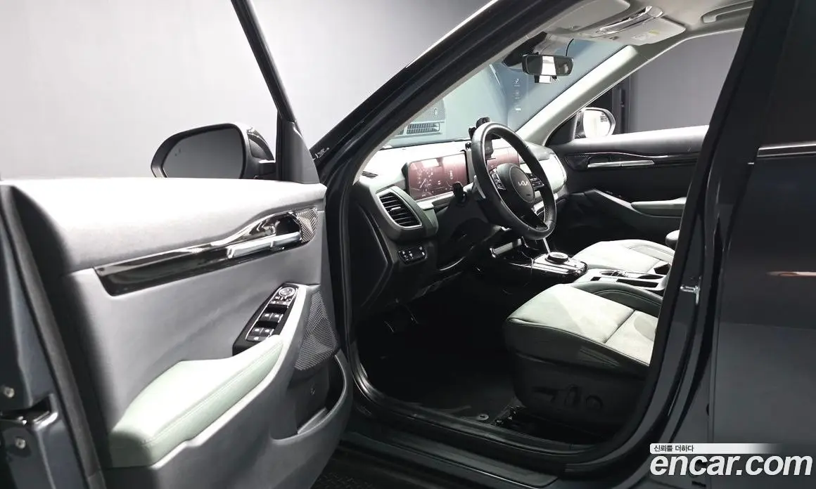 Kia Seltos 2023 1.6 автомат (гидро), фото 13 Kia Seltos 2023 1.6 автомат (гидро), фото 13