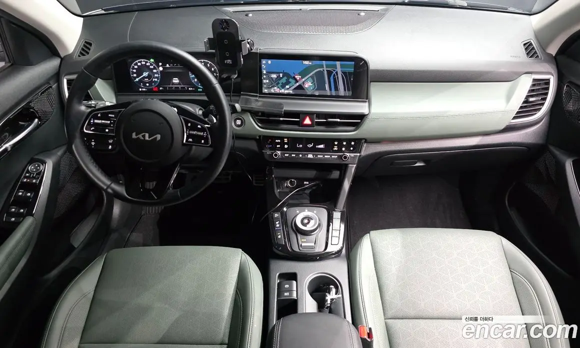 Kia Seltos 2023 1.6 автомат (гидро), фото 10 Kia Seltos 2023 1.6 автомат (гидро), фото 10