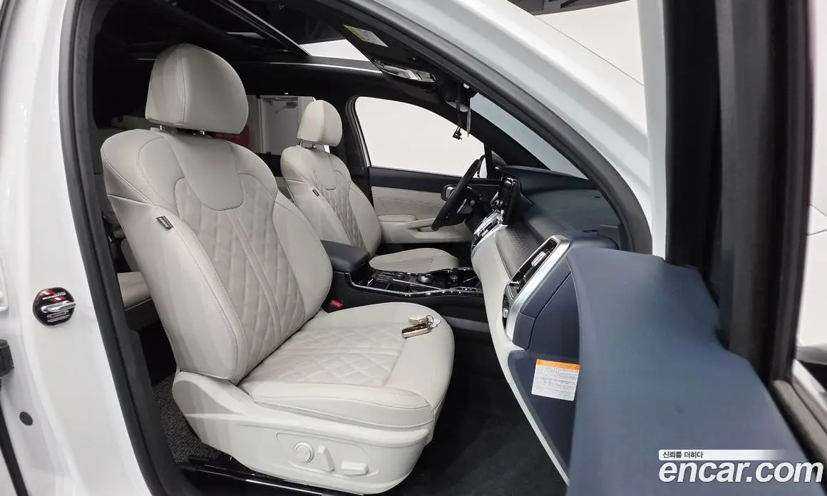 Kia Sorento 2023 1.6 автомат (гидро), фото 13
