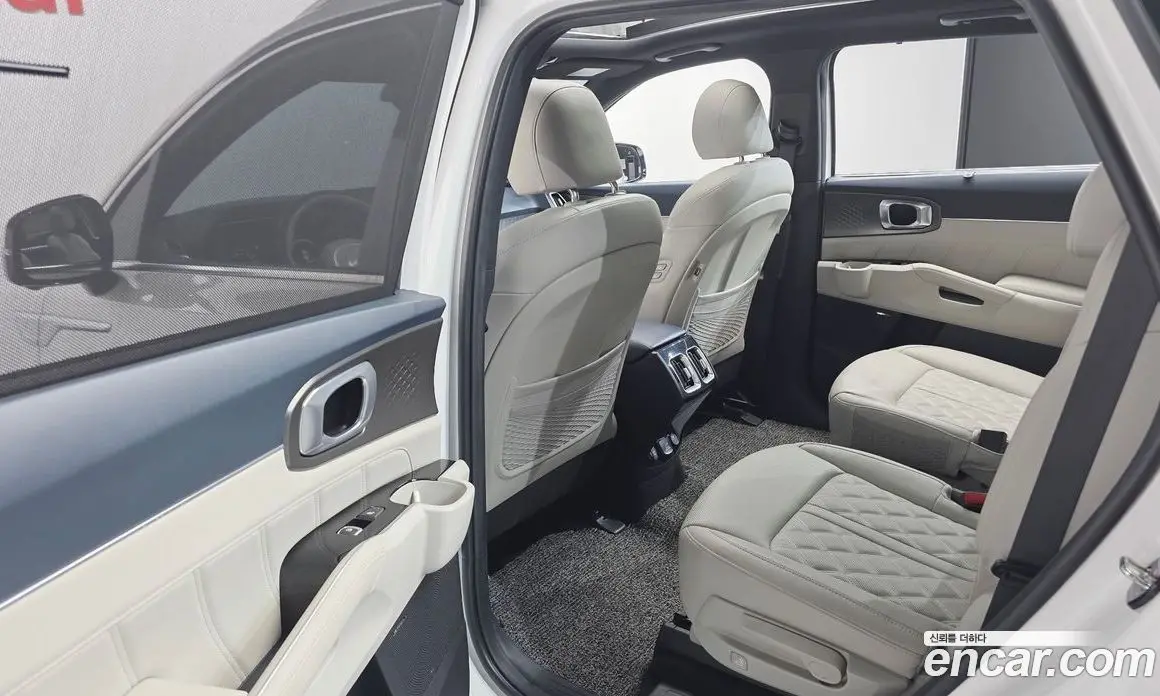 Kia Sorento 2023 1.6 автомат (гидро), фото 16