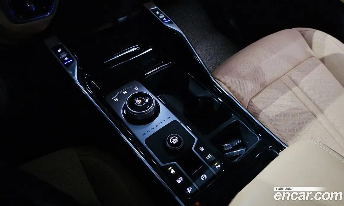 Kia Sorento 2023 2.5 автомат (гидро), фото 12 Kia Sorento 2023 2.5 автомат (гидро), фото 12