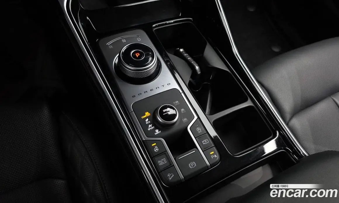 Kia Sorento 2023 2.5 автомат (гидро), фото 12