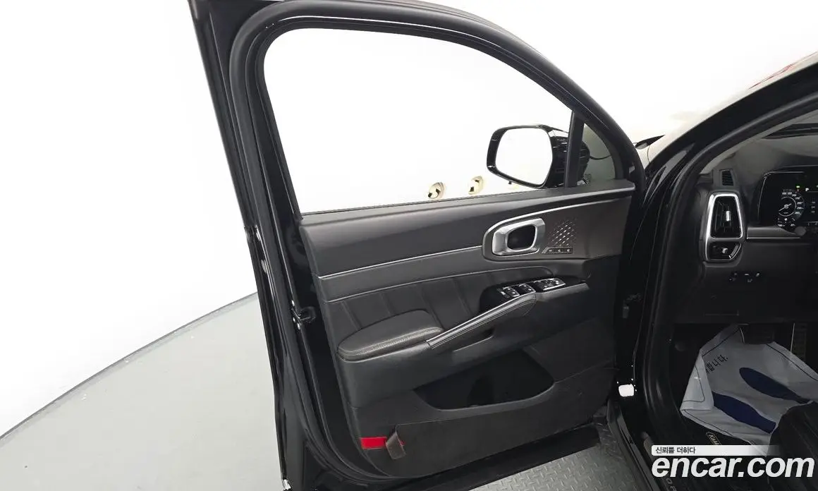 Kia Sorento 2023 2.5 автомат (гидро), фото 14