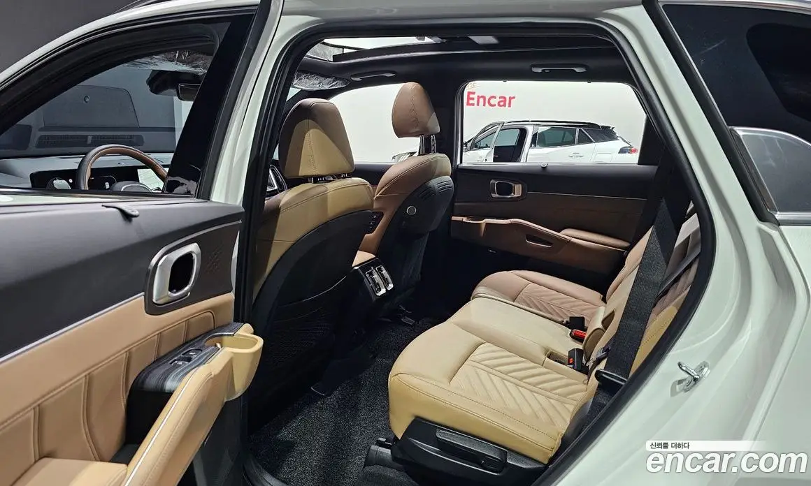 Kia Sorento 2024 1.6 автомат (гидро), фото 17