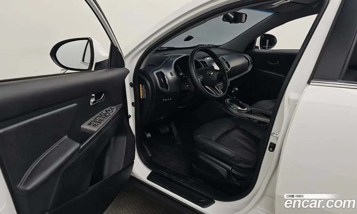 Kia Sportage 2015 2.0 автомат (гидро), фото 12