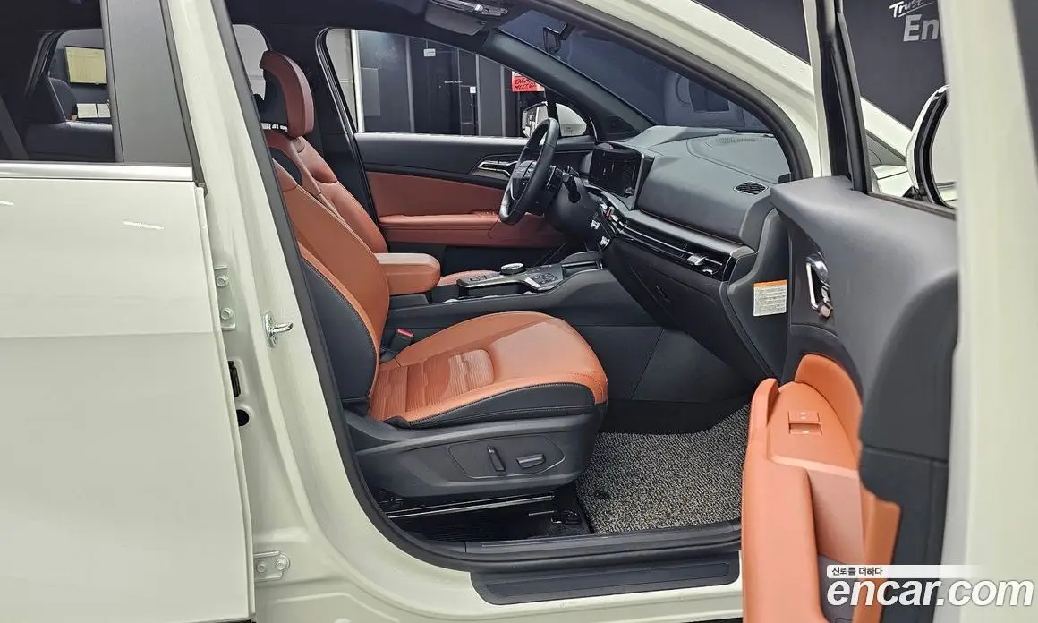 Kia Sportage 2025 1.6 автомат (гидро), фото 17 Kia Sportage 2025 1.6 автомат (гидро), фото 17