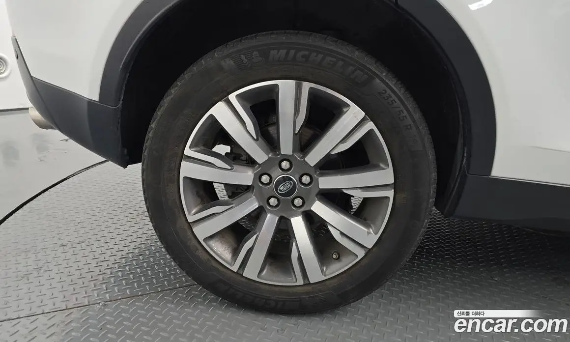 Land Rover Discovery Sport 2017 2.0 автомат (гидро), фото 6