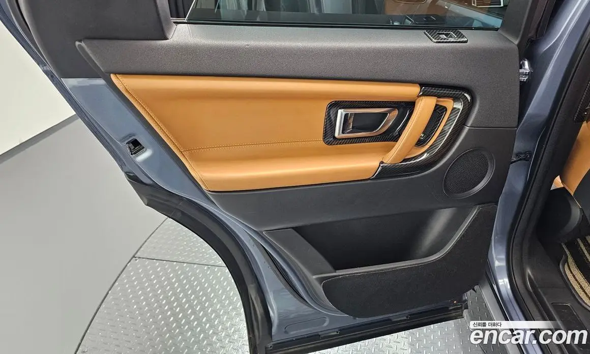 Land Rover Discovery Sport 2018 2.0 автомат (гидро), фото 14 Land Rover Discovery Sport 2018 2.0 автомат (гидро), фото 14