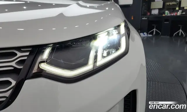 Land Rover Discovery Sport 2020 2.0 автомат (гидро), миниатюра 8 Land Rover Discovery Sport 2020 2.0 автомат (гидро), миниатюра 8
