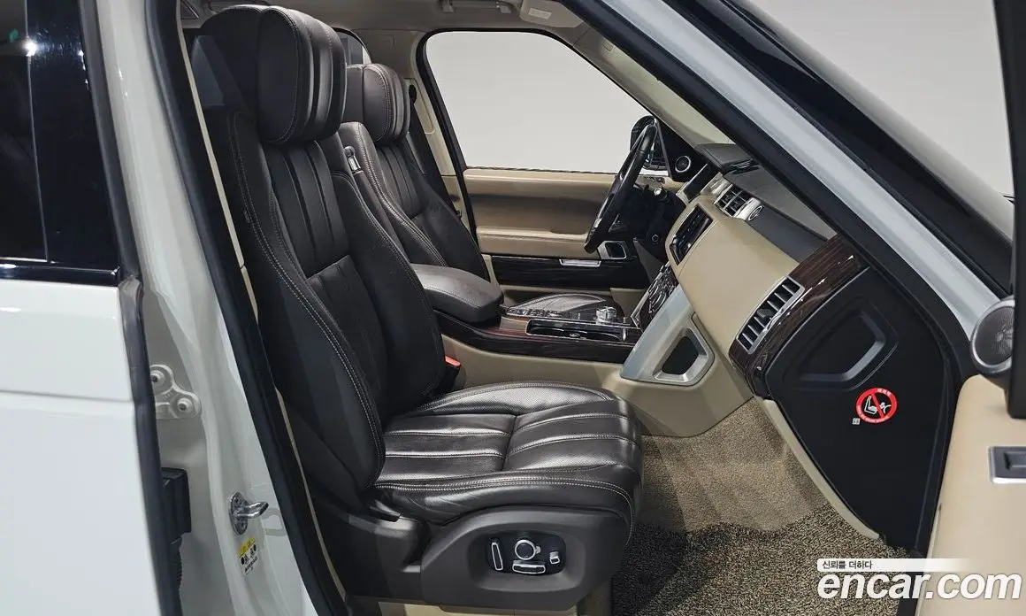 Land Rover Range Rover 2016 4.4 автомат (гидро), фото 16