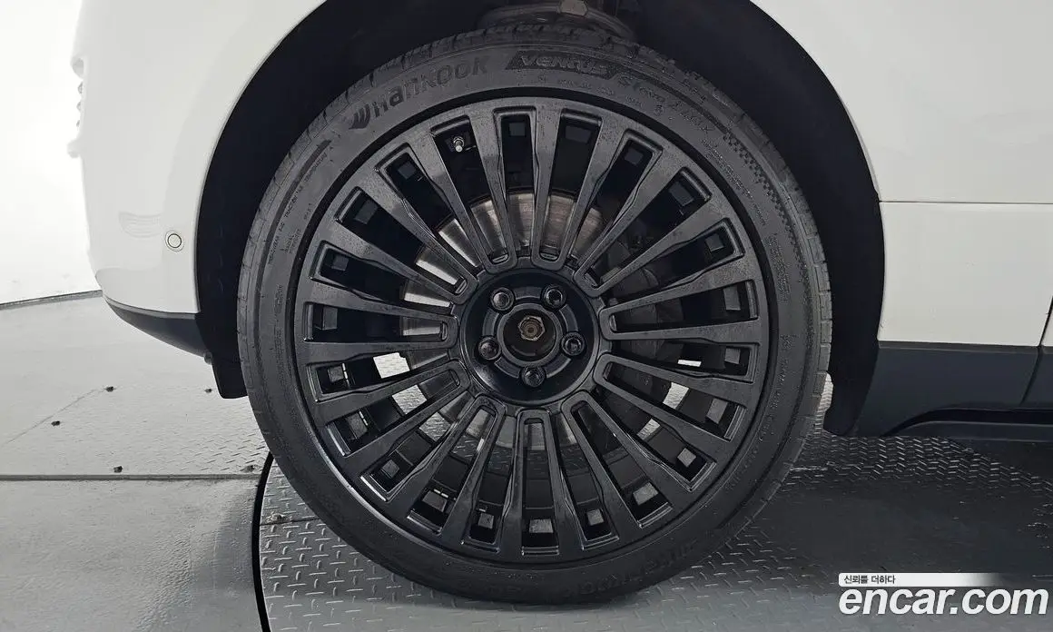 Land Rover Range Rover 2016 4.4 автомат (гидро), фото 5