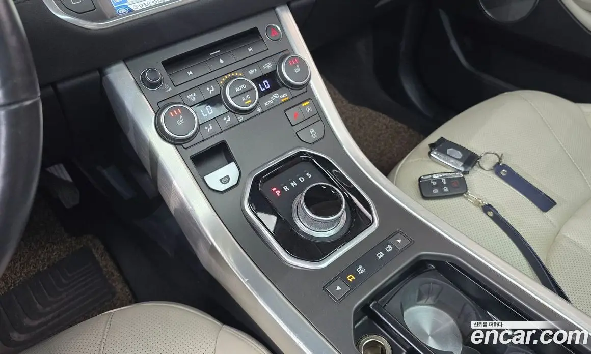 Land Rover Range Rover Evoque 2016 2.0 автомат (гидро), фото 11
