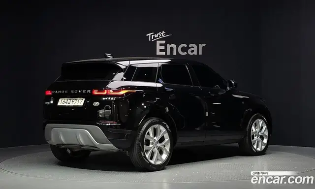 Land Rover Range Rover Evoque 2019 2.0 автомат (гидро), миниатюра 2 Land Rover Range Rover Evoque 2019 2.0 автомат (гидро), миниатюра 2