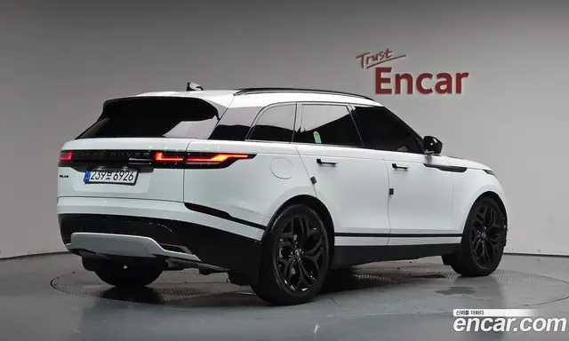 Land Rover Range Rover Velar, 2025, 1 786 км