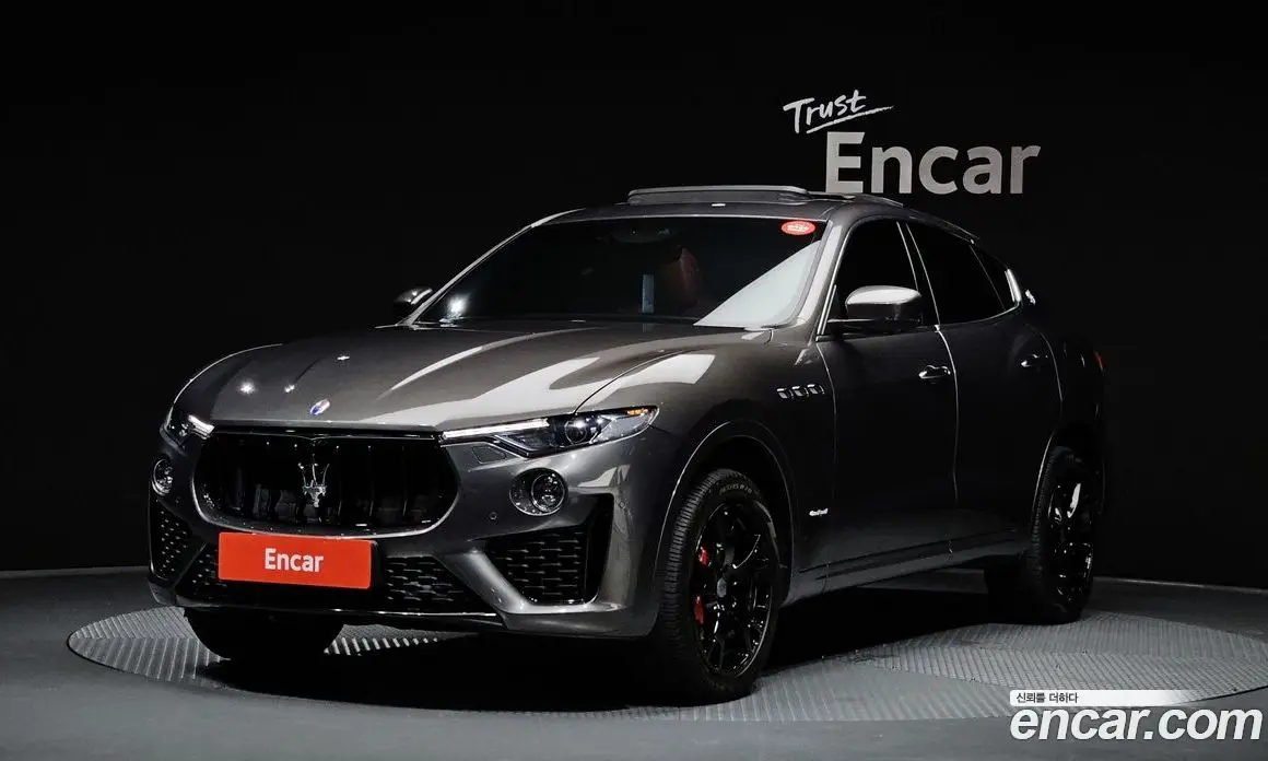Maserati Levante 2019 3.0 автомат (гидро), фото 1 Maserati Levante 2019 3.0 автомат (гидро), фото 1