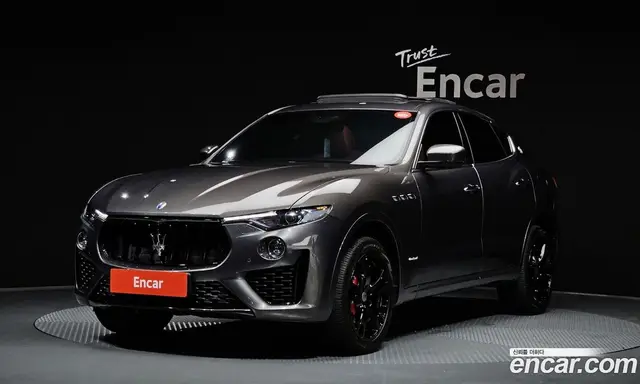 Maserati Levante, 2019, 127 446 км Maserati Levante, 2019, 127 446 км