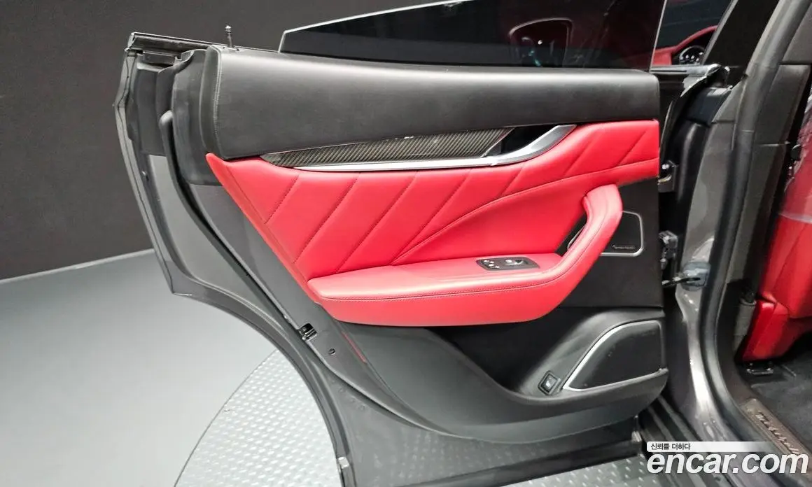 Maserati Levante 2019 3.0 автомат (гидро), фото 15 Maserati Levante 2019 3.0 автомат (гидро), фото 15