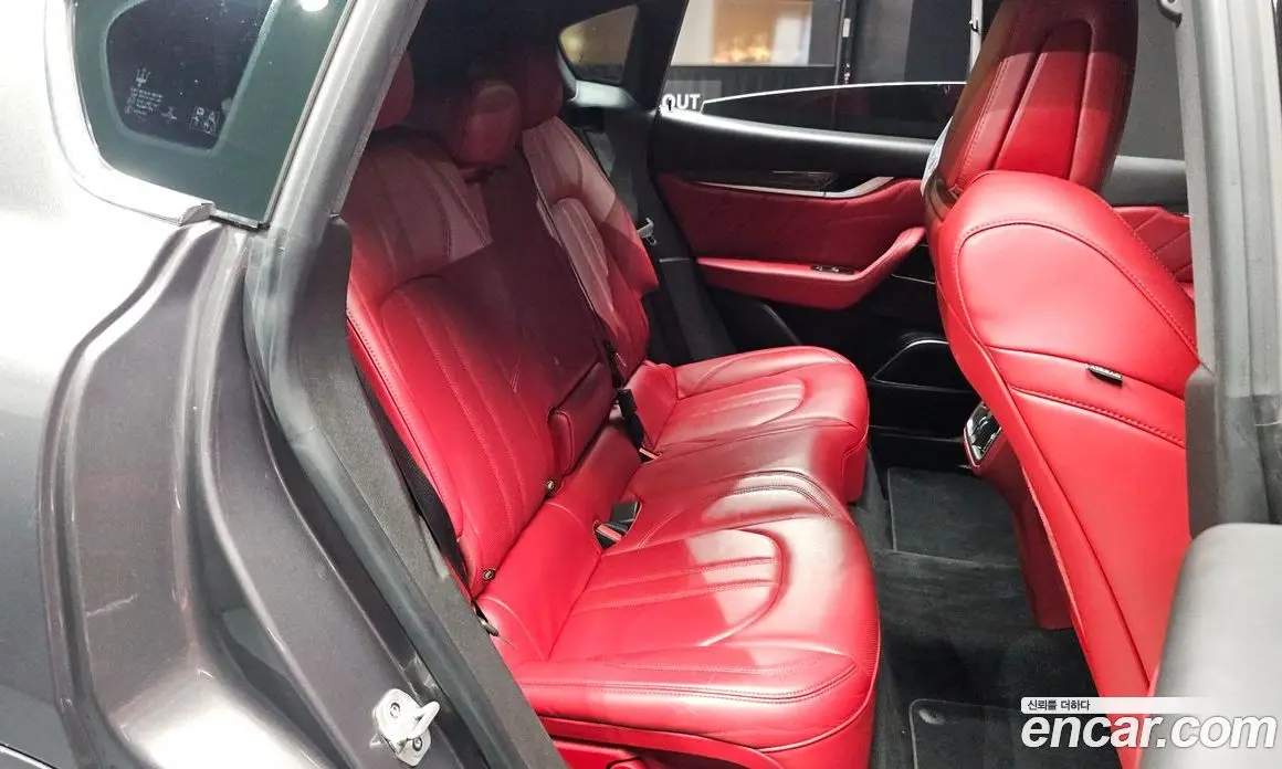 Maserati Levante 2019 3.0 автомат (гидро), фото 17 Maserati Levante 2019 3.0 автомат (гидро), фото 17