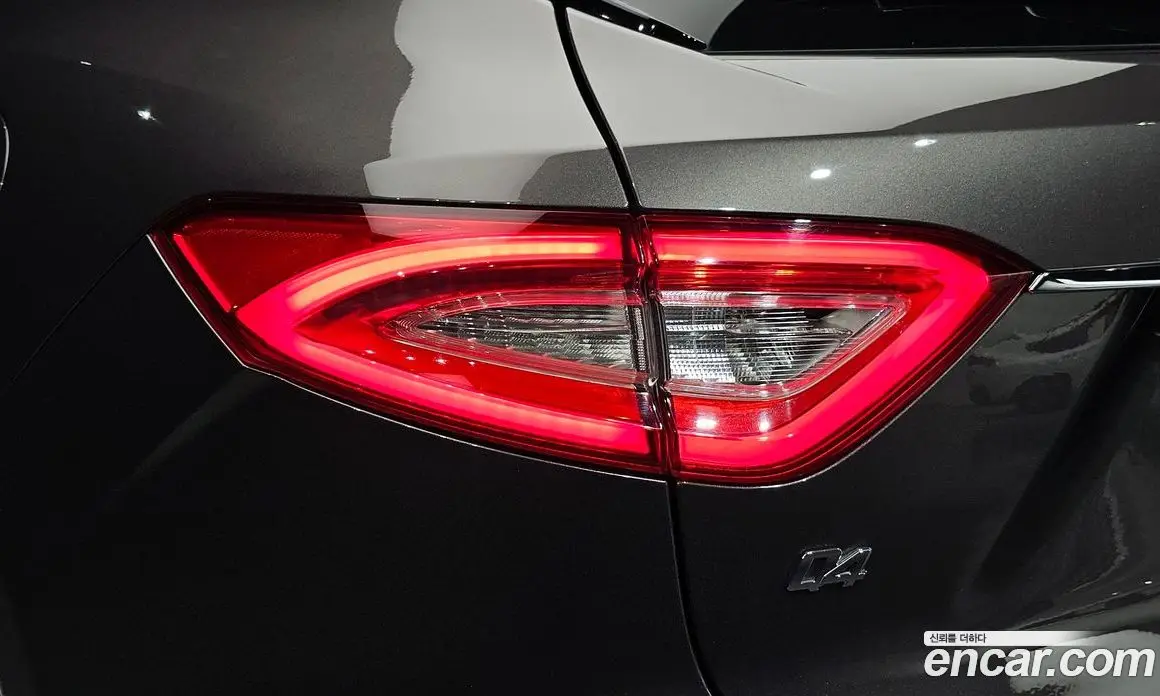 Maserati Levante 2019 3.0 автомат (гидро), фото 9 Maserati Levante 2019 3.0 автомат (гидро), фото 9