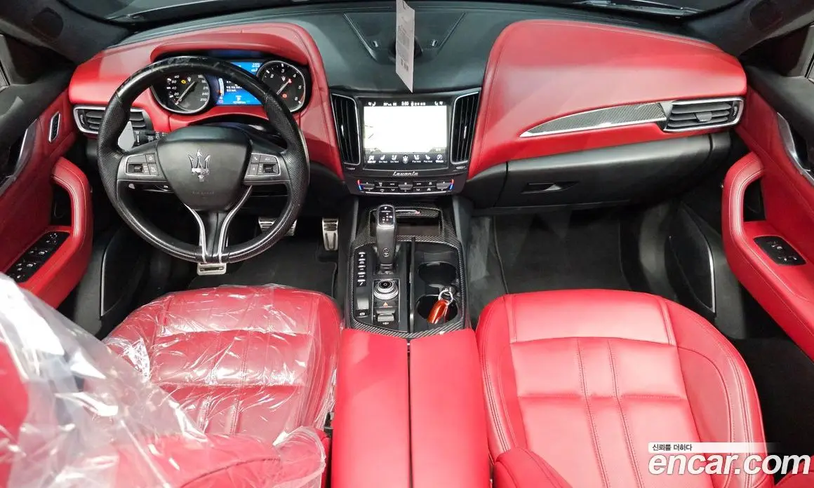 Maserati Levante 2019 3.0 автомат (гидро), фото 10 Maserati Levante 2019 3.0 автомат (гидро), фото 10