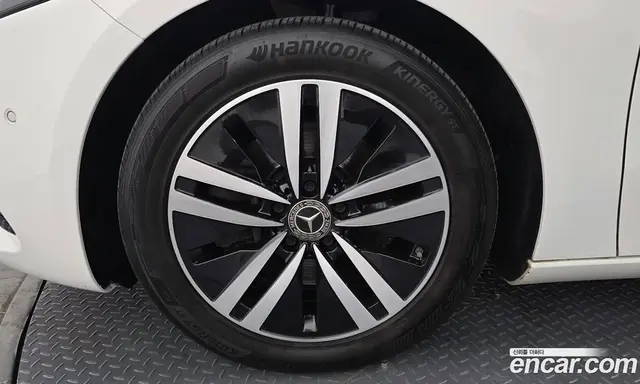 Mercedes-Benz A-Class 2021 2.0 автомат (гидро), миниатюра 5 Mercedes-Benz A-Class 2021 2.0 автомат (гидро), миниатюра 5