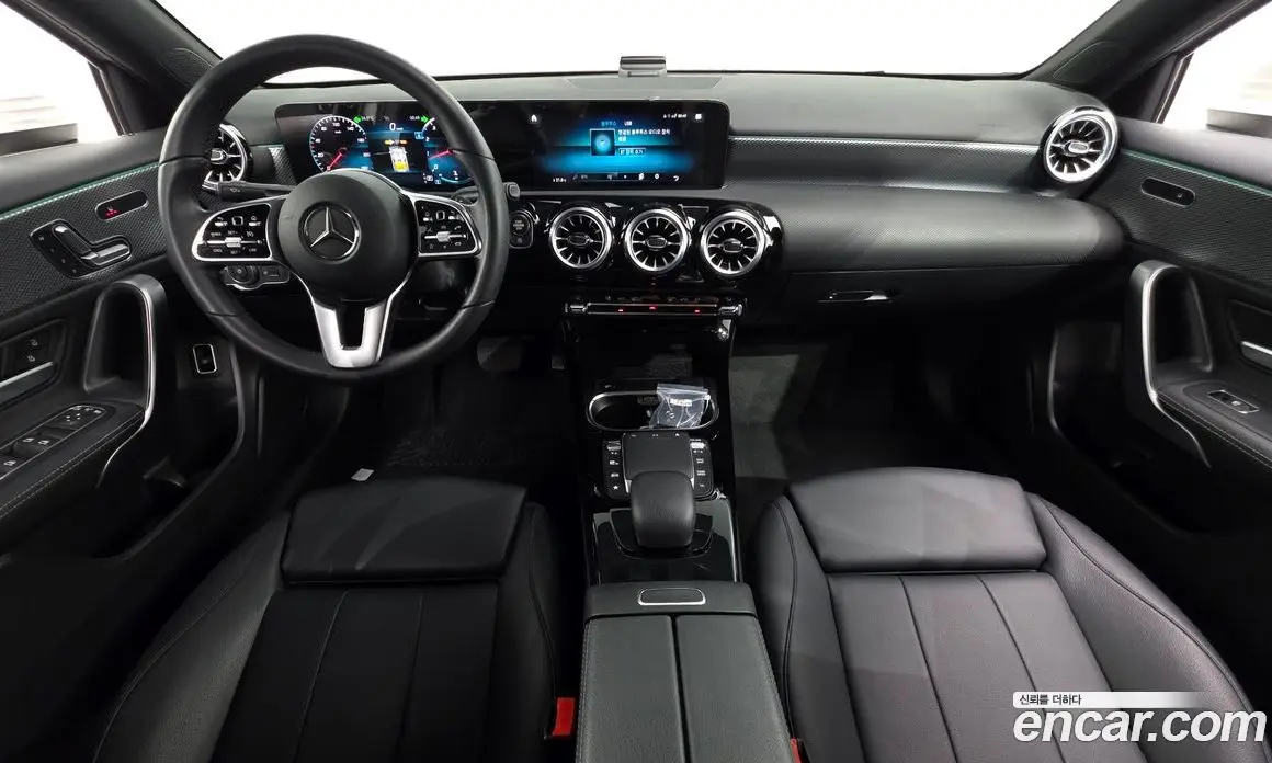 Mercedes-Benz A-Class 2021 2.0 автомат (гидро), фото 10 Mercedes-Benz A-Class 2021 2.0 автомат (гидро), фото 10