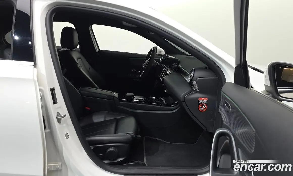 Mercedes-Benz A-Class 2021 1.9 автомат (гидро), фото 17