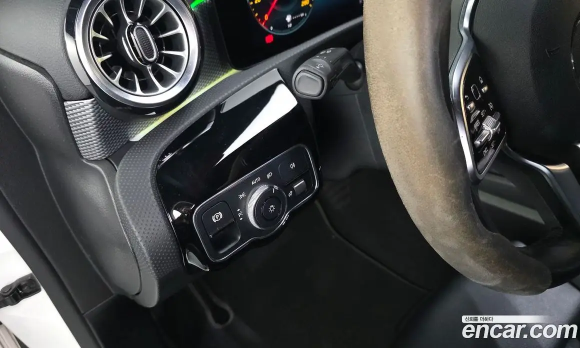 Mercedes-Benz A-Class 2021 1.9 автомат (гидро), фото 19