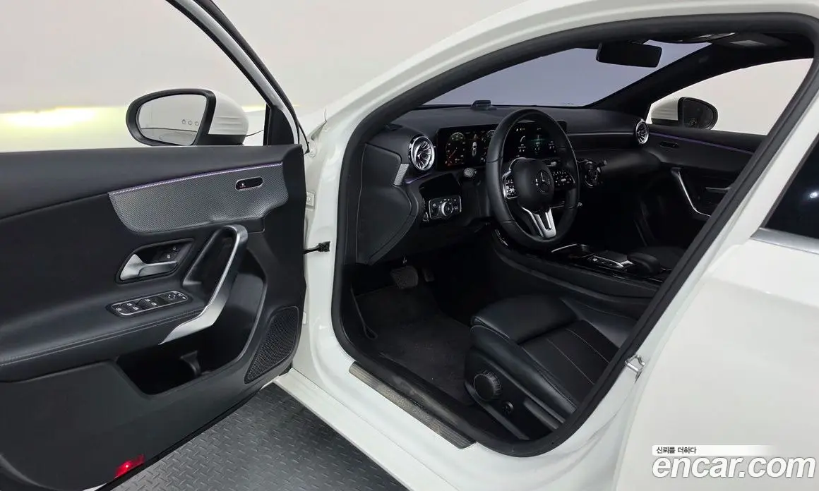 Mercedes-Benz A-Class 2022 2.0 автомат (гидро), фото 13 Mercedes-Benz A-Class 2022 2.0 автомат (гидро), фото 13