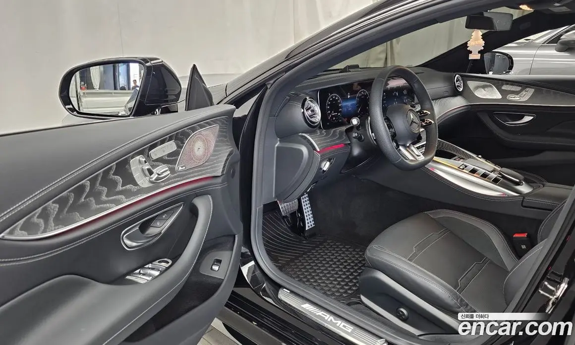 Mercedes-Benz AMG GT 2024 3.0 автомат (гидро), фото 13