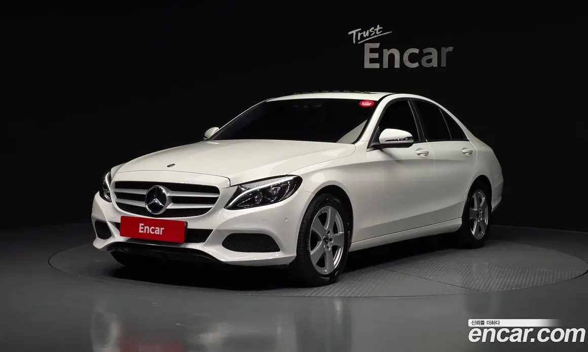 Mercedes-Benz C-Class 2017 2.0 автомат (гидро), фото 1 Mercedes-Benz C-Class 2017 2.0 автомат (гидро), фото 1