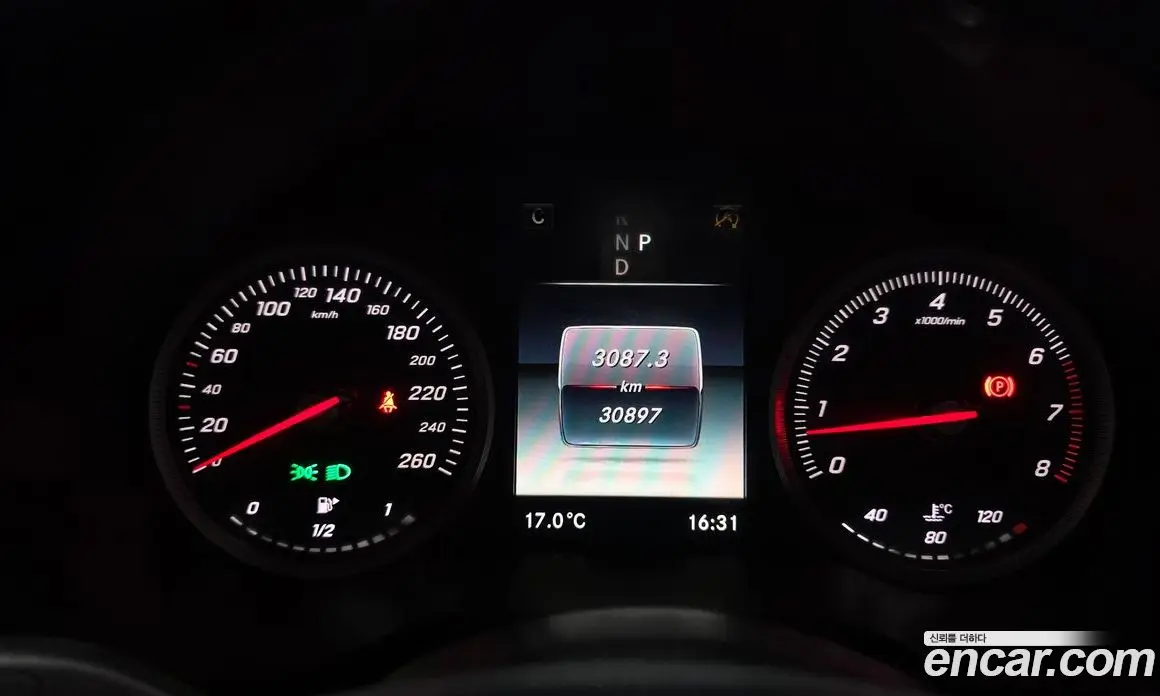 Mercedes-Benz C-Class 2017 2.0 автомат (гидро), фото 11 Mercedes-Benz C-Class 2017 2.0 автомат (гидро), фото 11