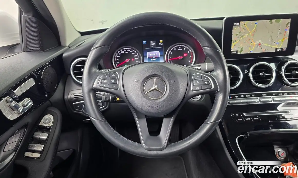 Mercedes-Benz C-Class 2017 2.0 автомат (гидро), фото 19 Mercedes-Benz C-Class 2017 2.0 автомат (гидро), фото 19